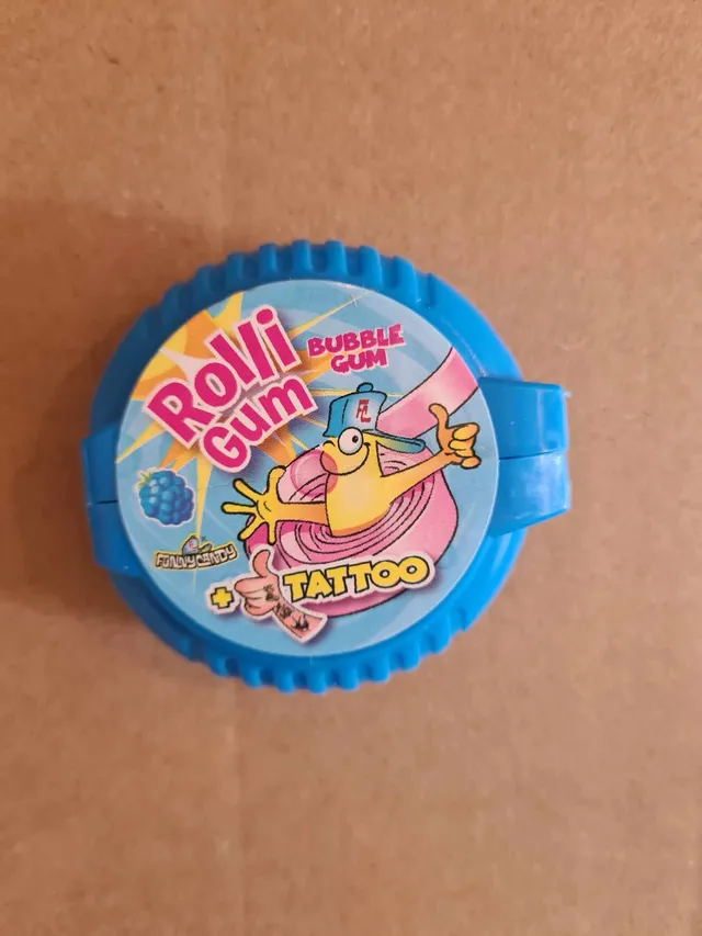 sweet-halal-vegan-rolli-gum-tatoo-framboise-chewing-gum-vegan image 1