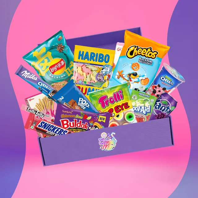 candymix-box-mensuelle-box-bonbons-snacks-surprise-1-mois image 1
