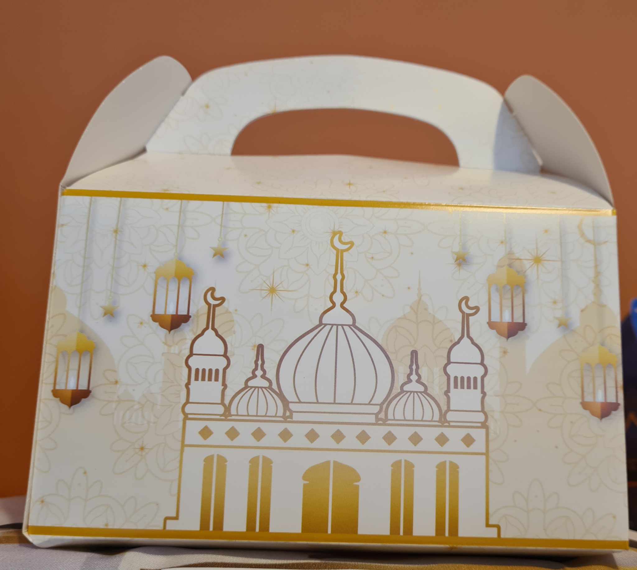 sweet-halal-vegan-box-ramadan-kareem-bo-te-bonbons-15-cm image 2