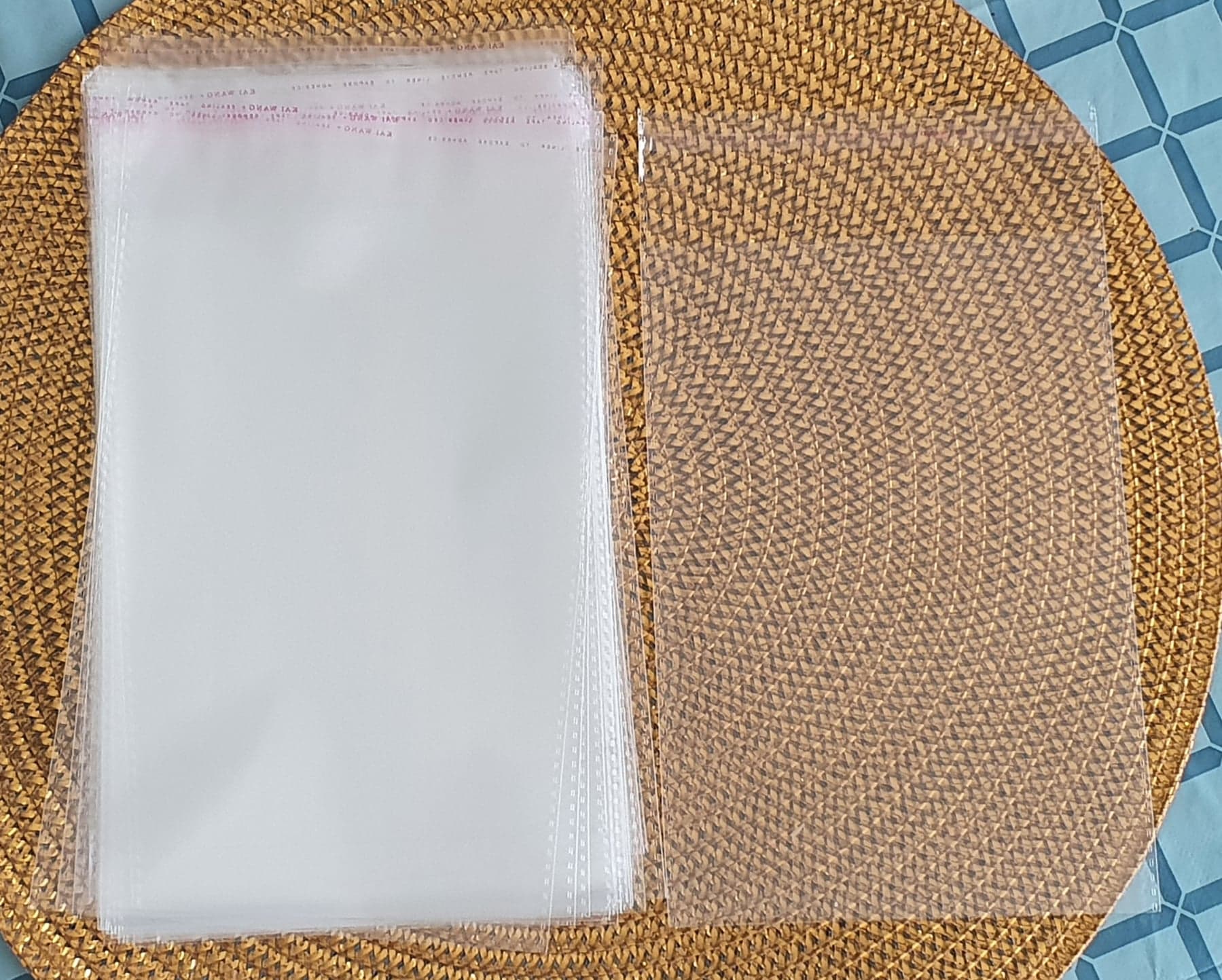 sweet-halal-vegan-accessoires-grand-sachet-bonbon-adh-sif-24-cm image 1