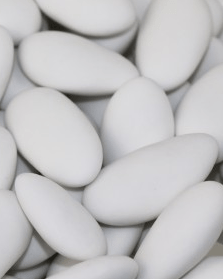 sweet-halal-vegan-drag-e-amande-go-t-banane-chocolat-blanc image 1