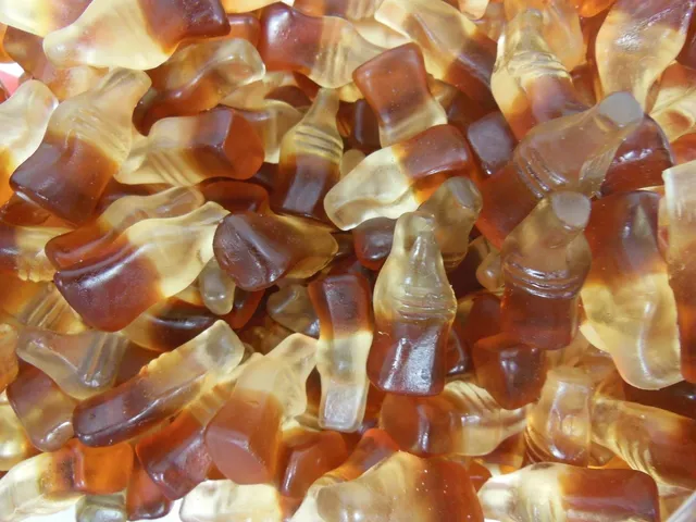 sweet-halal-vegan-bouteilles-cola-lisse-bonbon-cola-halal image 1